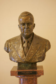 Governor Robert Samuel Kerr, 1943-1947 by Leonard D. McMurry